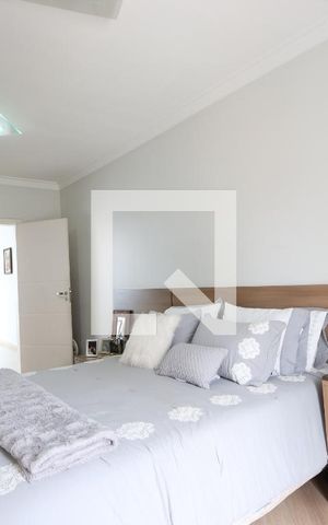 Casa para alugar com 260m², 3 quartos e 6 vagasSuíte Master