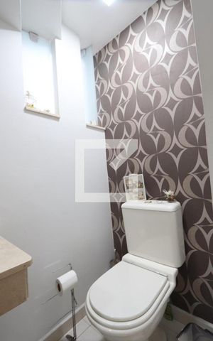 Casa para alugar com 260m², 3 quartos e 6 vagasLavabo