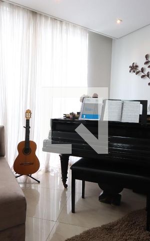 Casa para alugar com 260m², 3 quartos e 6 vagasSala