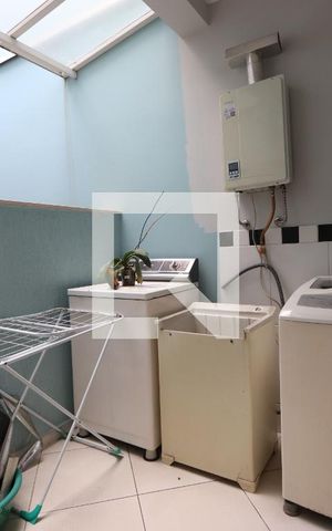 Casa para alugar com 260m², 3 quartos e 6 vagasLavanderia