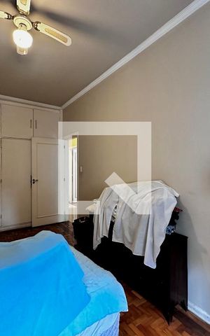 Casa à venda com 240m², 3 quartos e 4 vagas Casa à venda com 240m², 3 quartos e 4 vagasQuarto 2