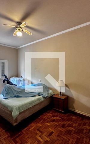 Casa à venda com 240m², 3 quartos e 4 vagas Casa à venda com 240m², 3 quartos e 4 vagasQuarto 2