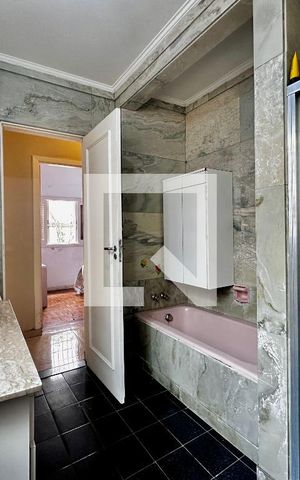 Casa à venda com 240m², 3 quartos e 4 vagas Casa à venda com 240m², 3 quartos e 4 vagasBanheiro