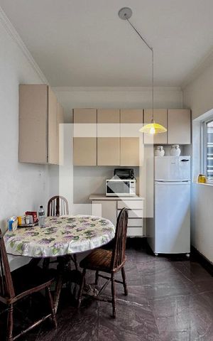 Casa à venda com 240m², 3 quartos e 4 vagas Casa à venda com 240m², 3 quartos e 4 vagasCozinha