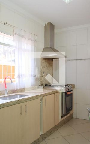 Casa à venda com 120m², 2 quartos e 2 vagasCozinha