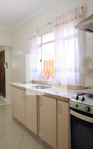 Casa à venda com 120m², 2 quartos e 2 vagasCozinha
