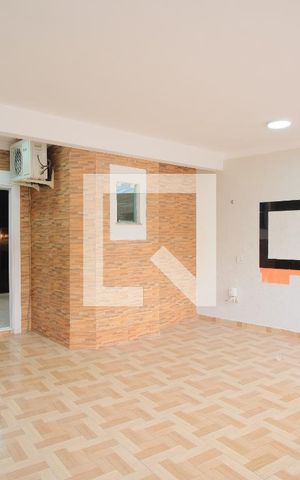 Casa à venda com 120m², 2 quartos e 2 vagasVaranda