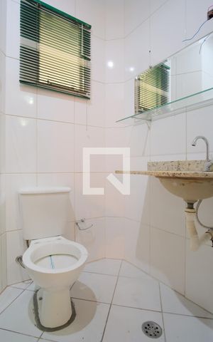 Casa à venda com 120m², 2 quartos e 2 vagasBanheiro da Suíte 2