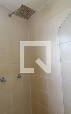 Apartamento à venda com 140m², 4 quartos e 2 vagasQuarto 4 - Banheiro da Suíte