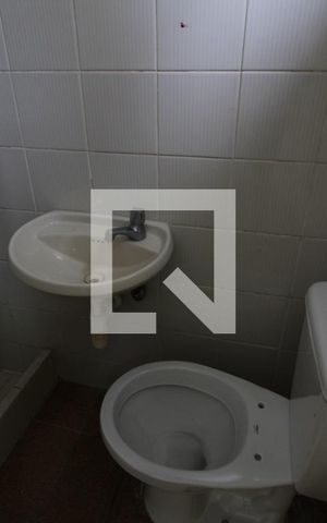 Apartamento à venda com 140m², 4 quartos e 2 vagasBanheiro de Serviço