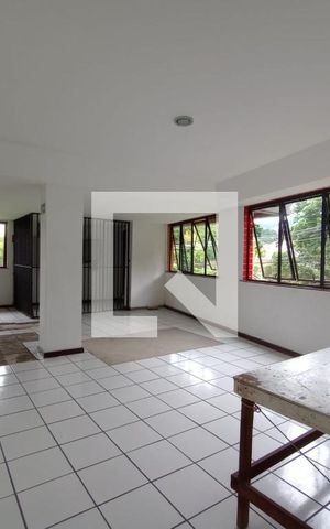 Apartamento à venda com 140m², 4 quartos e 2 vagas Apartamento à venda com 140m², 4 quartos e 2 vagasSalão de Festas