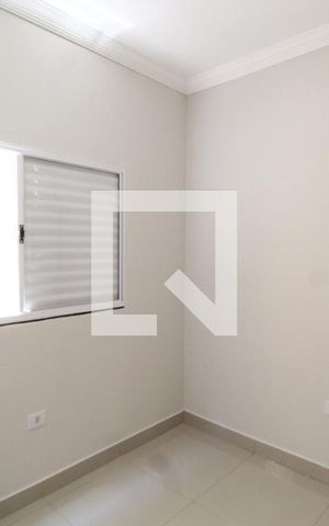 Casa para alugar com 70m², 3 quartos e 2 vagasQuarto 2