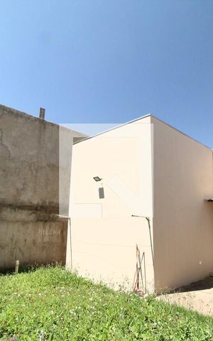 Casa para alugar com 70m², 3 quartos e 2 vagasQuintal