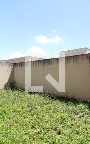 Casa para alugar com 70m², 3 quartos e 2 vagasQuintal