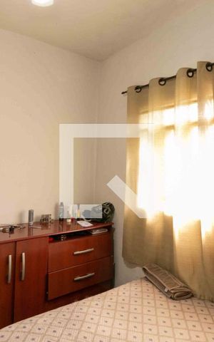 Casa à venda com 720m², 3 quartos e 5 vagas Casa à venda com 720m², 3 quartos e 5 vagasQuarto 3
