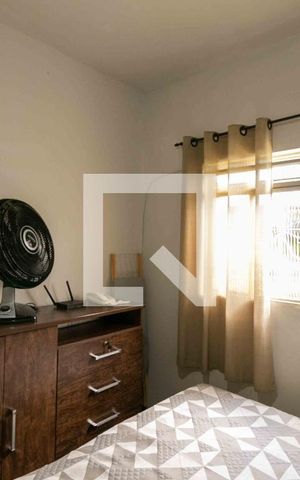 Casa à venda com 720m², 3 quartos e 5 vagas Casa à venda com 720m², 3 quartos e 5 vagasQuarto 2