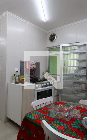 Casa à venda com 200m², 3 quartos e 3 vagasCozinha