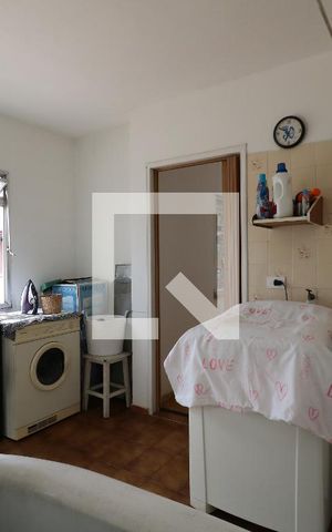 Casa à venda com 200m², 3 quartos e 3 vagasÁrea de Serviço