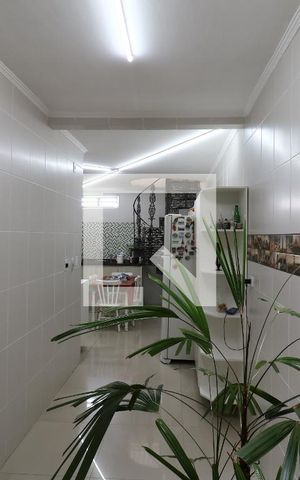 Casa à venda com 200m², 3 quartos e 3 vagasCozinha