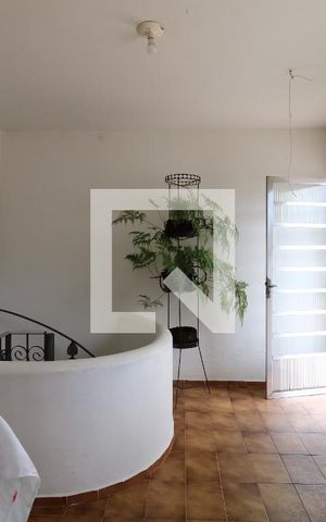 Casa à venda com 200m², 3 quartos e 3 vagasÁrea de Serviço