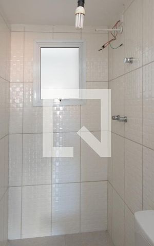 Apartamento à venda com 39m², 2 quartos e 1 vaga Apartamento à venda com 39m², 2 quartos e 1 vagaBanheiro