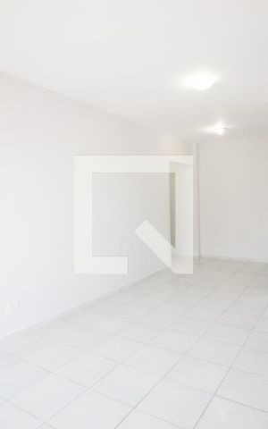 Apartamento à venda com 86m², 1 quarto e 2 vagas Apartamento à venda com 86m², 1 quarto e 2 vagasSala