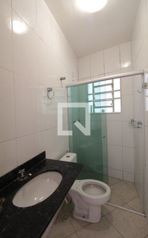 Casa para alugar com 60m², 2 quartos e 1 vagaBanheiro