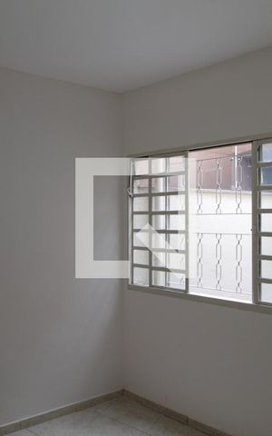 Casa para alugar com 60m², 2 quartos e 1 vagaQuarto 1