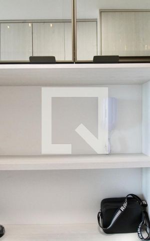 Studio para alugar com 30m², 1 quarto e sem vaga Studio para alugar com 30m², 1 quarto e sem vagaSala/Cozinha