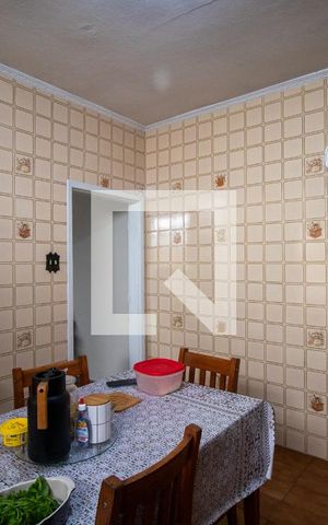 Casa à venda com 100m², 2 quartos e 1 vaga Casa à venda com 100m², 2 quartos e 1 vagaCozinha