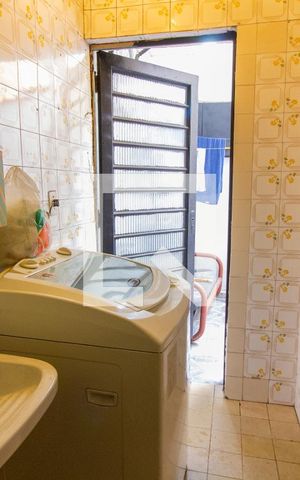 Casa à venda com 80m², 2 quartos e sem vaga Casa à venda com 80m², 2 quartos e sem vagaÁrea de Serviço