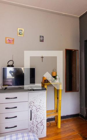 Casa à venda com 80m², 2 quartos e sem vaga Casa à venda com 80m², 2 quartos e sem vagaSuíte
