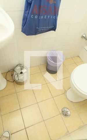 Apartamento à venda com 57m², 2 quartos e 1 vagaBanheiro de serviço