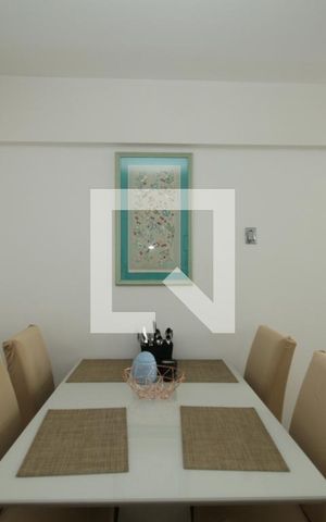 Apartamento à venda com 57m², 2 quartos e 1 vagaSala