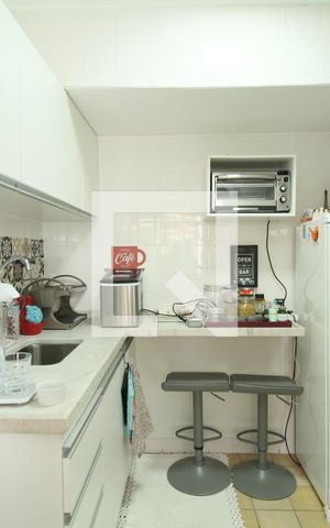 Apartamento à venda com 57m², 2 quartos e 1 vagaCozinha