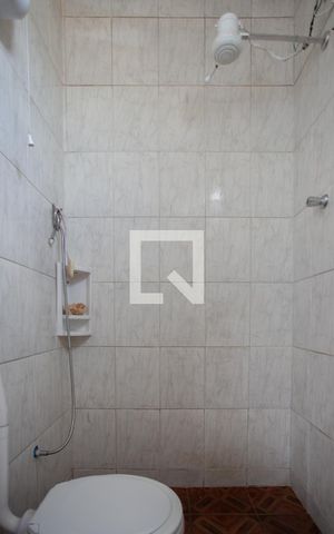 Casa à venda com 150m², 7 quartos e 2 vagas Casa à venda com 150m², 7 quartos e 2 vagasBanheiro - Casa 1