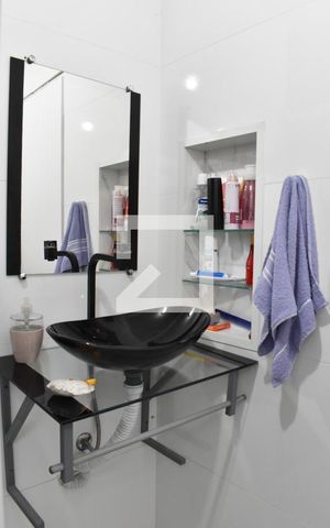Casa de condomínio à venda com 60m², 1 quarto e 1 vagaBanheiro Suíte