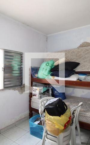 Casa à venda com 200m², 2 quartos e 5 vagasQuarto de Serviço