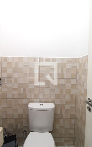 Casa à venda com 200m², 2 quartos e 5 vagasLavabo