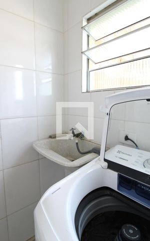 Casa à venda com 200m², 2 quartos e 5 vagasÁrea de Serviço