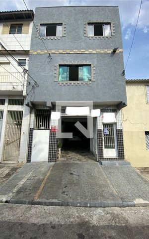 Casa à venda com 200m², 2 quartos e 5 vagas Casa à venda com 200m², 2 quartos e 5 vagasFachada com plaquinha