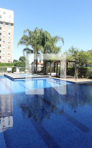 Apartamento à venda com 97m², 2 quartos e 1 vaga Apartamento à venda com 97m², 2 quartos e 1 vagaÁrea comum - Piscina