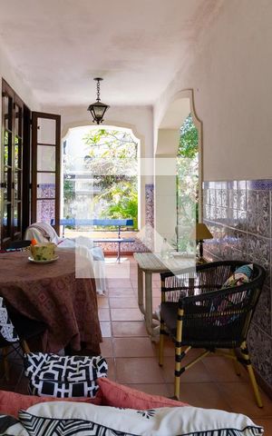 Casa à venda com 750m², 4 quartos e 5 vagas Casa à venda com 750m², 4 quartos e 5 vagasVaranda da sala 1