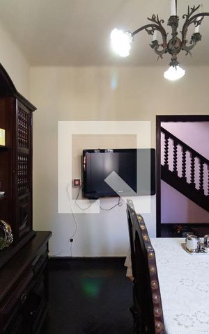 Casa à venda com 750m², 4 quartos e 5 vagas Casa à venda com 750m², 4 quartos e 5 vagasSala 4