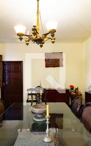 Casa à venda com 750m², 4 quartos e 5 vagas Casa à venda com 750m², 4 quartos e 5 vagasSala 2