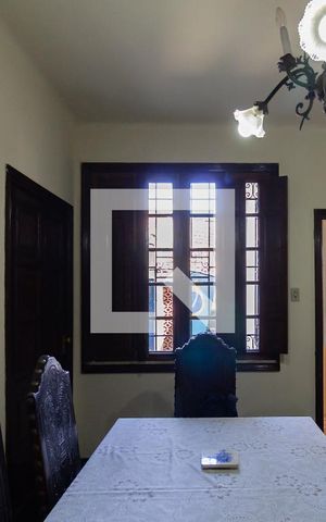 Casa à venda com 750m², 4 quartos e 5 vagas Casa à venda com 750m², 4 quartos e 5 vagasSala 4