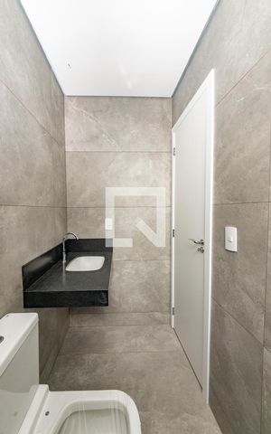 Apartamento à venda com 56m², 2 quartos e 2 vagasBanheiro Social