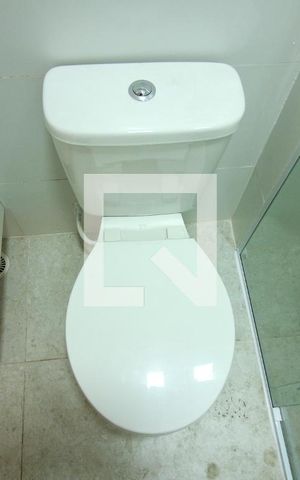 Apartamento para alugar com 38m², 1 quarto e sem vaga Apartamento para alugar com 38m², 1 quarto e sem vagaBanheiro