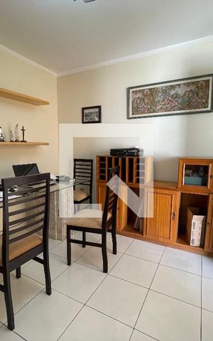 Casa para alugar com 350m², 5 quartos e 5 vagas Casa para alugar com 350m², 5 quartos e 5 vagasEscritório