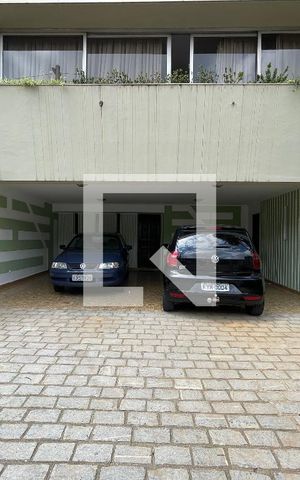 Casa para alugar com 350m², 5 quartos e 5 vagas Casa para alugar com 350m², 5 quartos e 5 vagasGaragem